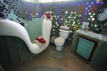 earthships_3.jpg earthships_3.jpg