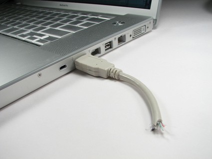 Origina_USB.jpg Origina_USB.jpg