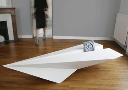 paperairplane.jpg