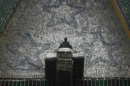 bottletemple3.jpg bottletemple3.jpg